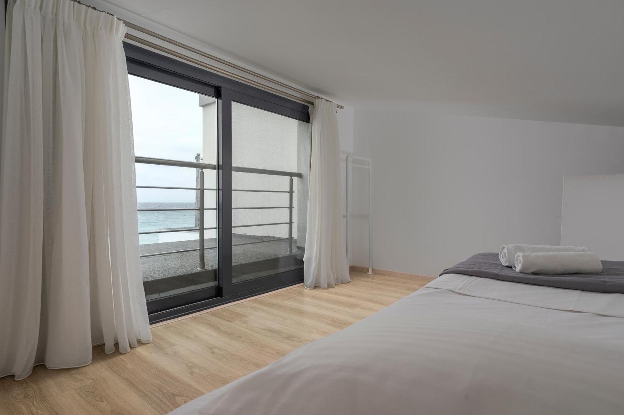 Cavo Blue Coastal Living Apartman Políhrono Kültér fotó